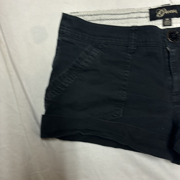Guess Jean Shorts Low cut 28 “ Waist - Picture 4 of 6